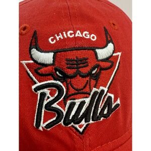 Chicago Bulls Hat New‎ Era 9TWENTY Adjustable Cap NBA 75th Anniversary Red EUC